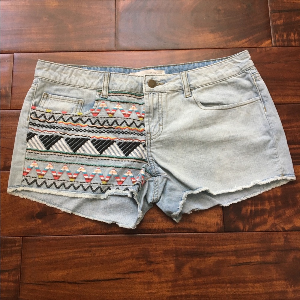 r.jeans from rubbish Embroidered Denim Shorts NWT